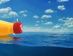 Suivez le voyage d'une bouteille lancée à la mer